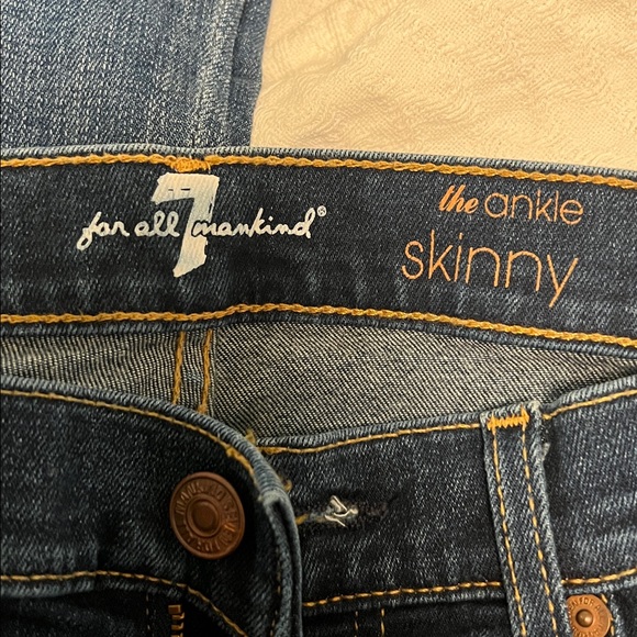 7 For All Mankind - Picture 2 of 4